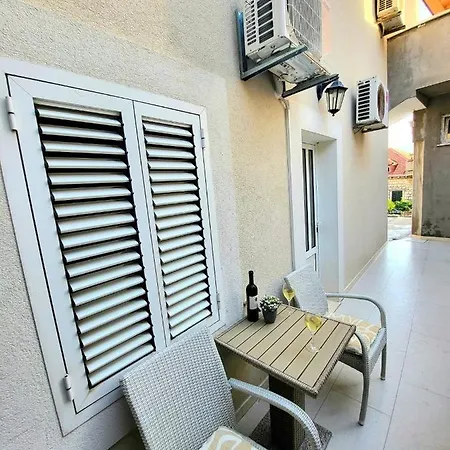 Dora * ドゥブロブニク