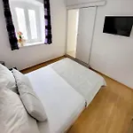Dora Apartment